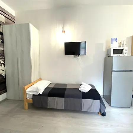 Apartment Newhouse Crispi 78 *