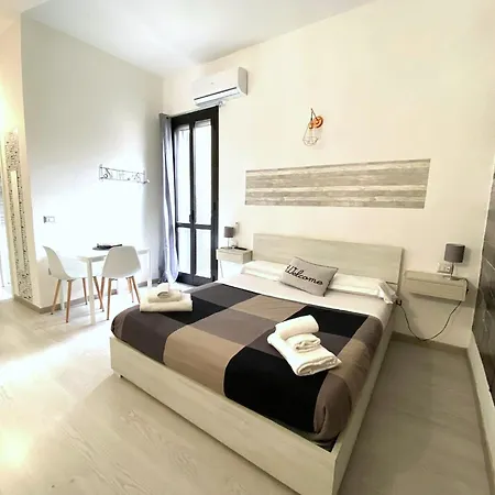Newhouse Crispi 78 Apartment